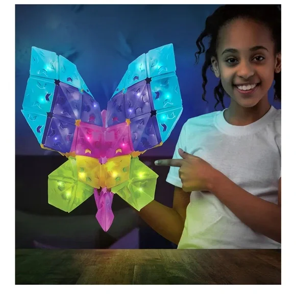 CREATTO Rainbow Butterfly Light-Up 3D Puzzle Activity Kit - Picture 3 of 6